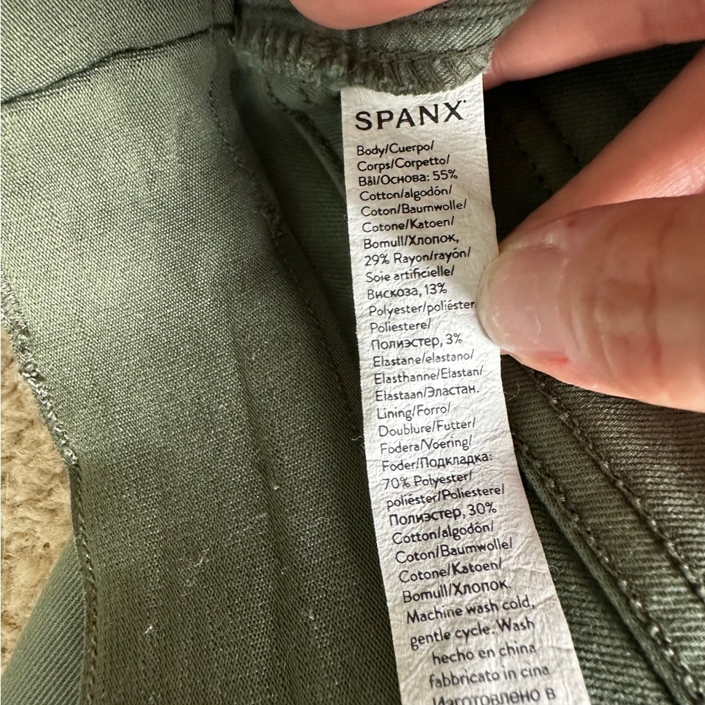 SPANX Stretch Twill Cropped Wide Leg Pant - Picture 7 of 8
